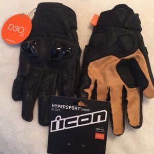 Icon hypersport short cuff motorcycle gloves